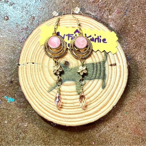 Floral Tibetan Gold Crystal Dangle Earrings - Picture 2 of 5